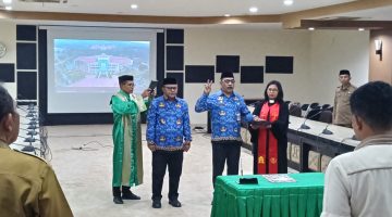 Sekretaris Daerah J. Papilaya melantik dua pejabat struktural Eselon II, Senin (25/5/2026).
